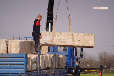 В Одесской области приступили к установке карантинных постов (фото)