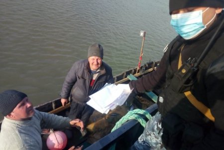 Морская охрана контролирует иностранные корабли, идущие в порты (фото, видео)