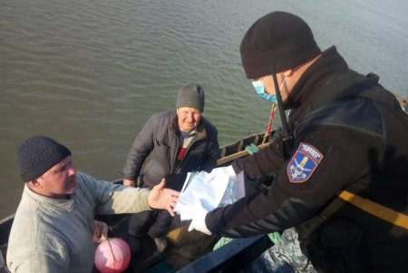 Морская охрана контролирует иностранные корабли, идущие в порты (фото, видео)