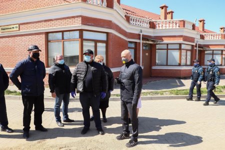 Городской голова посетил инфекционную больницу (фоторепортаж)