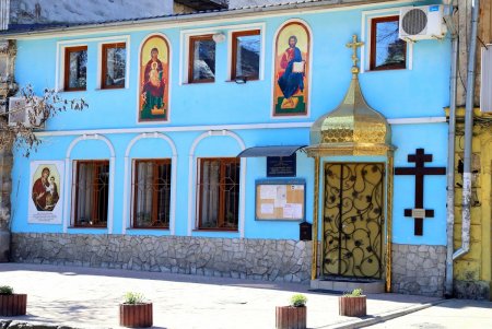 На улице Гимназической отремонтировали тротуар (фоторепортаж)