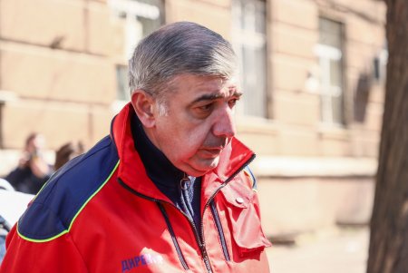 Врачи-добровольцы из городской неотложки будут выезжать к пациентам с подозрением на COVID-19
