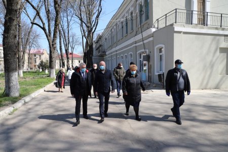 Одесские медики, задействованные в борьбе с коронавирусом, получат доплаты из городского бюджета (фото, видео)