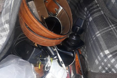 На Французском бульваре из четырех автомобилей украли вещи: подозреваемый задержан
