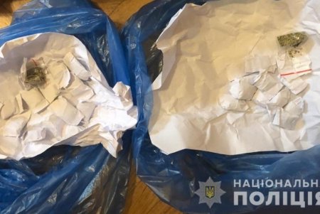 Группа наркоторговцев распространяла особо опасные психотропы в городе (фото)