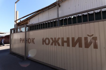 Мэр Одессы проверил соблюдение норм карантина на рынках «Южный» и «Киевский» (фото)