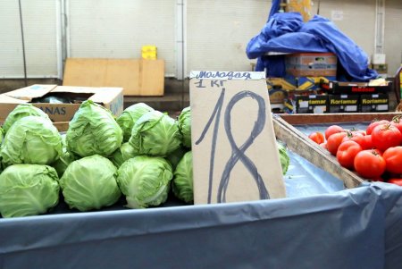 Карантинные цены на одесском «Привозе» (фоторепортаж)