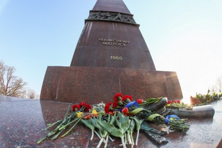 Мэр Одессы почтил память освободителей города от нацистов (фото)