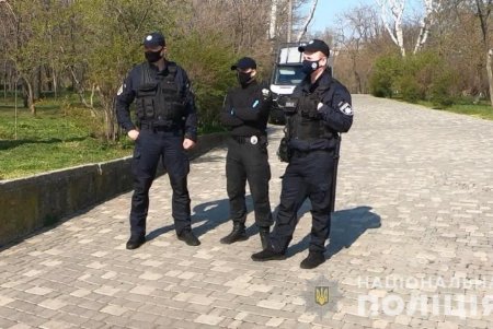 Во время празднования 76-й годовщины освобождения Одессы полиция зафиксировала только два нарушения (фото, видео)