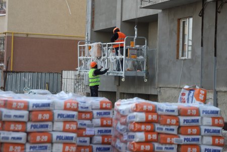 Мэр Одессы проинспектировал строительство жилого дома на поселке Котовского (фото)