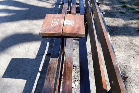 В масках – лишь единицы: одесситы гуляют в центре города, игнорируя рекомендации оставаться дома (фоторепортаж)