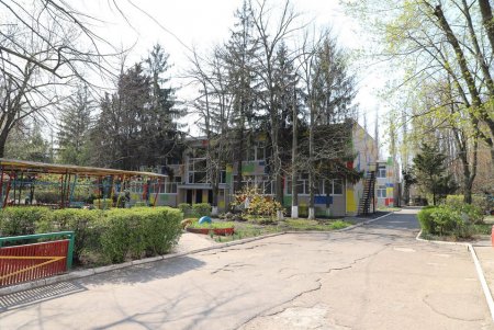 Возле школы на улице Паустовского создается современный скейт-парк (фото)