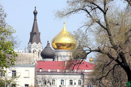 Одесса на карантине: всегда многолюдная Привокзальная площадь - опустела (фоторепортаж)