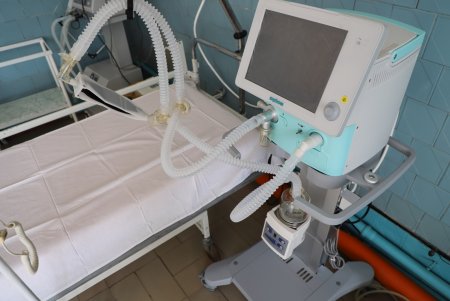 Новые аппараты ИВЛ уже установили в опорных больницах Одессы (фото)