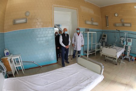 Новые аппараты ИВЛ уже установили в опорных больницах Одессы (фото)