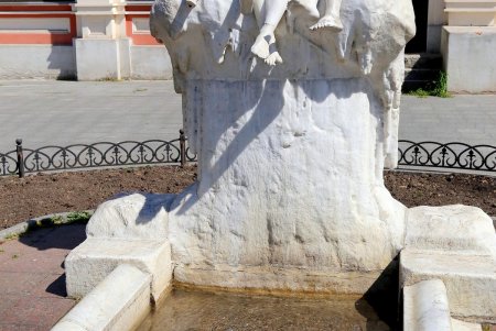 В центре Одессы заработали первые фонтаны (фоторепортаж)