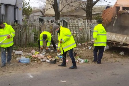 Места стихийных свалок в Одессе возьмут под контроль коммунальщики и райадминистрации (фото)