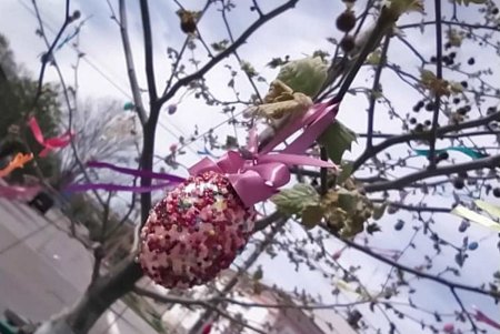 В условиях карантина в Килие презентовали пасхальное дерево (фото) 