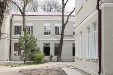 Капитальный ремонт Еврейской больницы продолжается (фото)