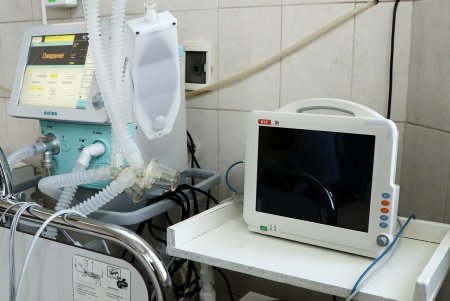 Опорные в борьбе с COVID-19 одесские городские больницы получили новые мониторы пациента (фото)