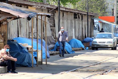 Одесский «Привоз» закрыт на карантин (фоторепортаж)
