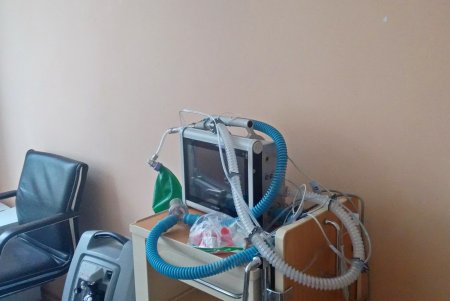Два аппарата ИВЛ украинского производства передали в Одесскую больницу №8 (фото) 