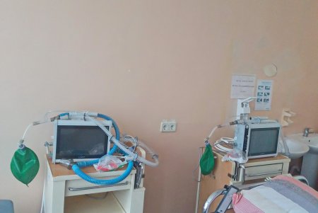 Два аппарата ИВЛ украинского производства передали в Одесскую больницу №8 (фото) 