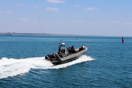 В акватории Черного моря прошли занятия по водолазной подготовке (фото)