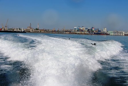 В акватории Черного моря прошли занятия по водолазной подготовке (фото)