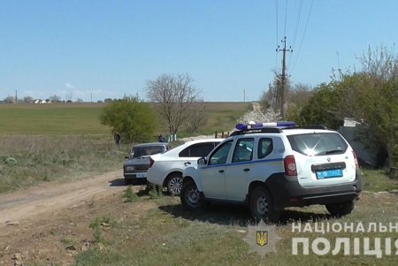 Взрыв во дворе жителя Белгород-Днестровского района устроил 47-летний рецидивист: мужчина уже задержан (фото, видео)