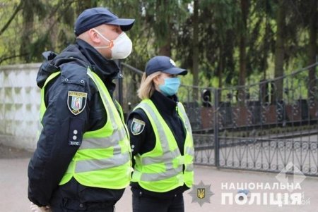 Поминальное воскресенье: одесситов, навещающих могилы своих близких и родных, не много (фото)