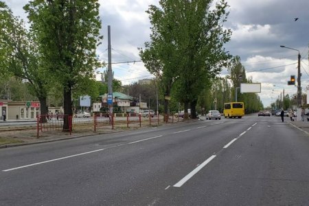 На улице с интенсивным движением в Малиновском районе нанесена свежая дорожная разметка (фото)