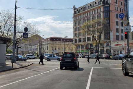 За месяц обновлена разметка более чем на 40 улицах города (фото)