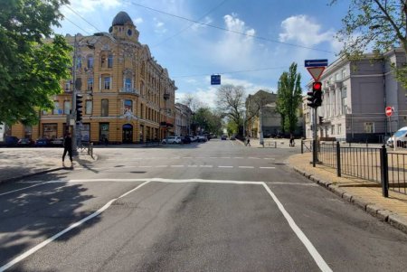 За месяц обновлена разметка более чем на 40 улицах города (фото)