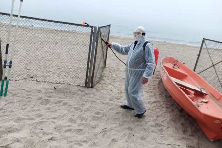 К началу курортного сезона в городе провели обследование морского дна на пляжах и установили спасательные базы (фото)