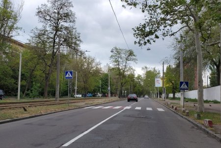 На большей части Фонтанской дороги обновлена дорожная разметка (фото)
