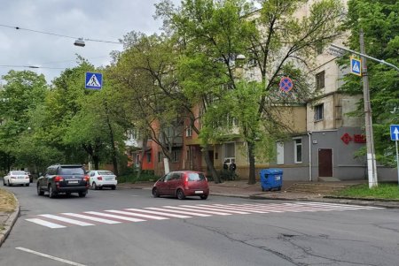 На большей части Фонтанской дороги обновлена дорожная разметка (фото)