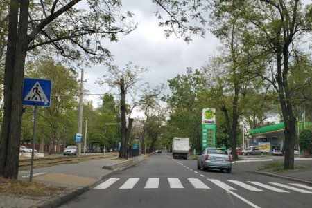 На большей части Фонтанской дороги обновлена дорожная разметка (фото)