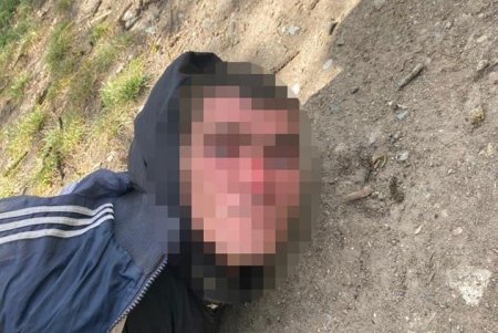 На Западном кладбище у женщины отобрали деньги и мобильный телефон: подозреваемого задержали