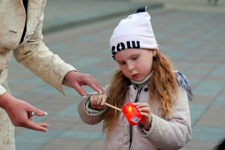 Свеча памяти: посвящается 75-летию Победы над нацизмом во Второй мировой войне (фоторепортаж) 