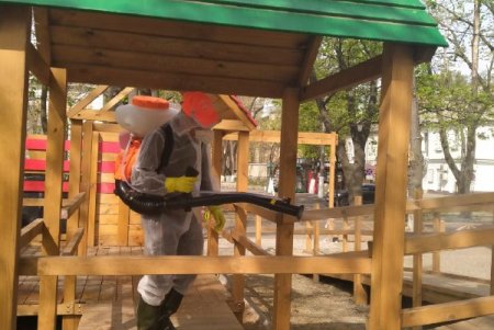 В Одессе открыли детские площадки: дезинфицировать их будут каждый день (фото)