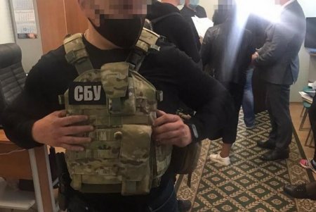 Руководство Одесской таможни подозревают в организации крупной коррупционной схемы пропуска товаров через границу (фото)