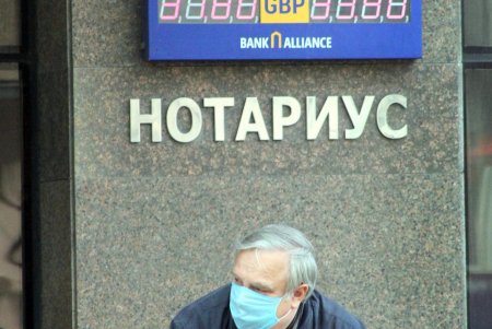 Прогулка по Базарной: исторические здания и современные высотки старинной улицы (фоторепортаж) 