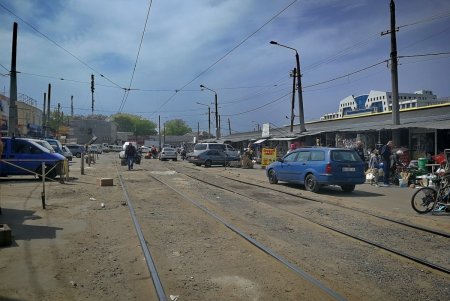 Возле «Привоза» начались подготовительные работы по реконструкции улицы Новощепной ряд (фото)