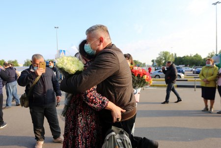 Участники антарктической экспедиции, среди которых одесский метеоролог, вернулись в Украину