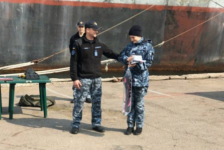 Ряды украинских ВМС впервые пополнила женщина-водолаз