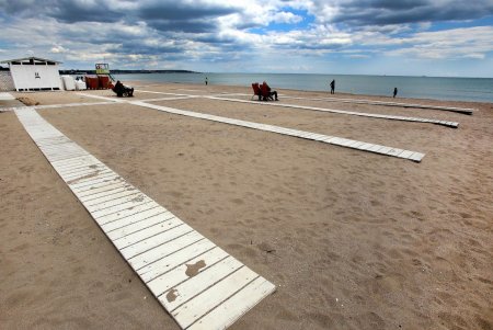 Прохладный майский день в Лузановке (фоторепортаж)