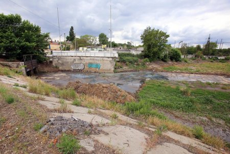 Дождь на Балковской: буферный пруд прошел испытание (фоторепортаж) 