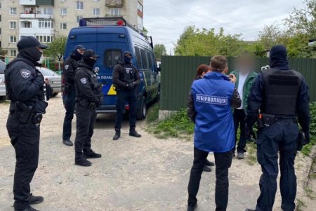 В Одесской области разоблачили педофилов, которые размещали в интернете видео развращения детей (фото, видео)