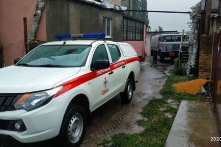 Спасатели обнаружили мины и гранату в сарае под Одессой, где от взрыва погиб мужчина